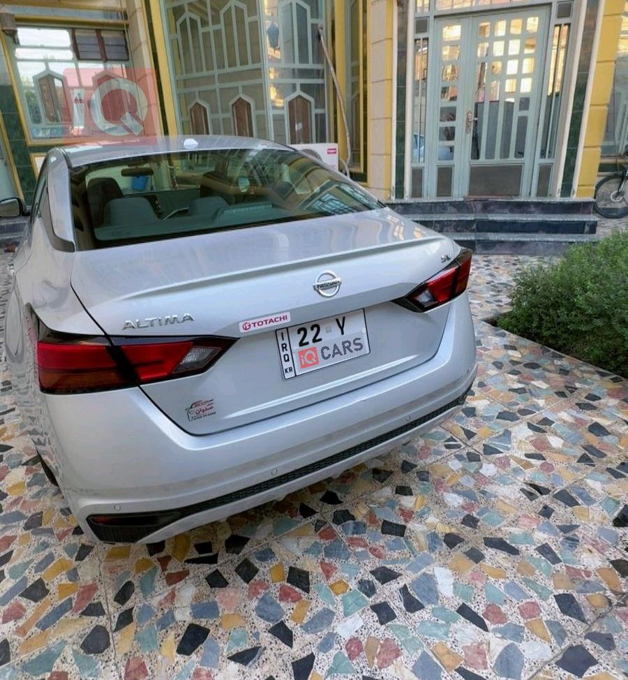 نیسان ئەلتیما